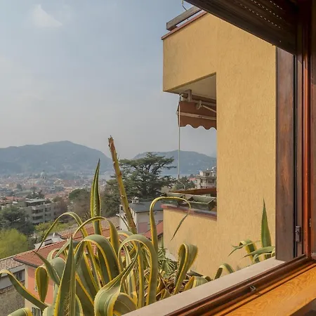 Lejlighed A Window On With Lake View By Rent All Como