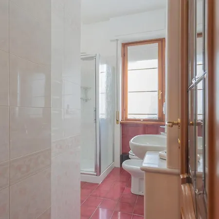 A Window On With Lake View By Rent All
