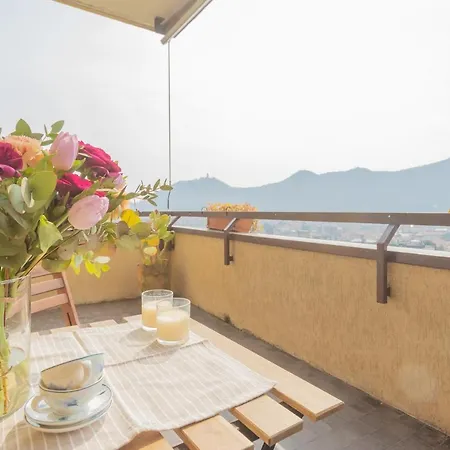 A Window On With Lake View By Rent All