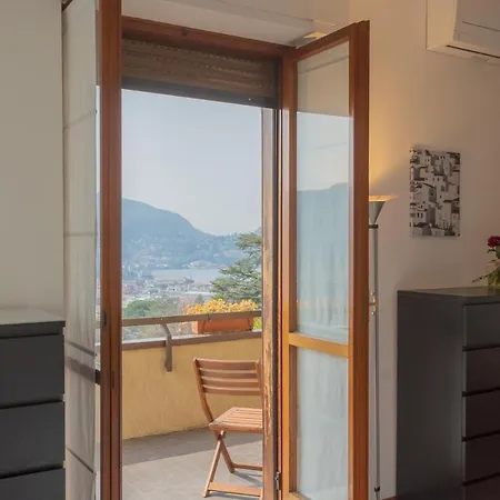 A Window On With Lake View By Rent All Lejlighed