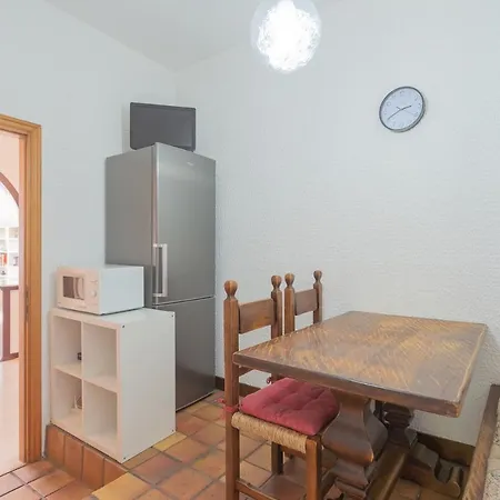 A Window On With Lake View By Rent All *