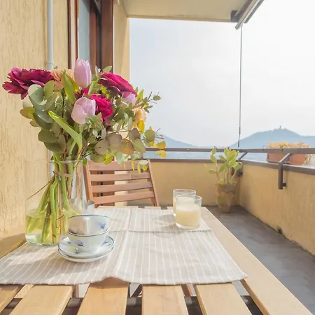 A Window On With Lake View By Rent All *